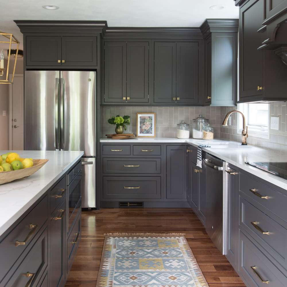 Gorgeous Grey Kitchen Cabinets with Gold Hardware Ideas