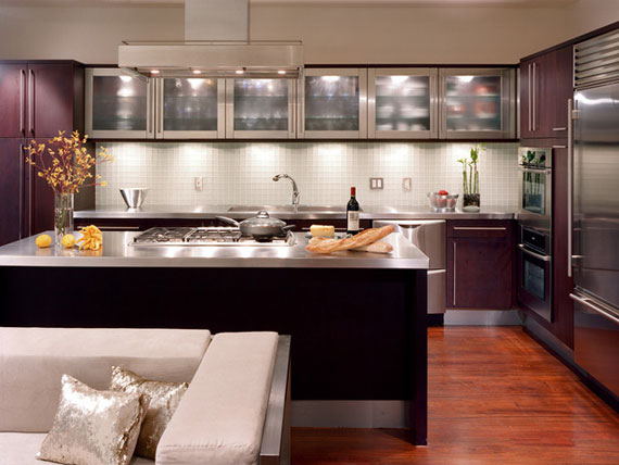 Showcase Of Beautiful And Overwhelming Large Luxury Kitchens 37