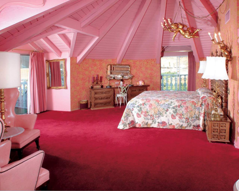 Lovely-Interior-Design-For-Attic-Bedrooms-(11)