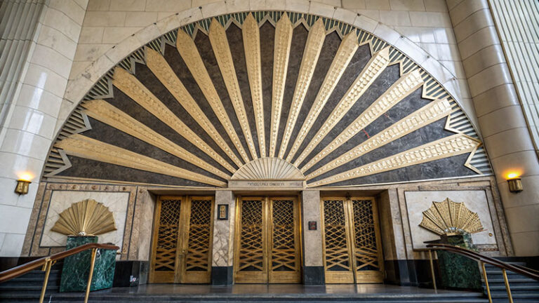 The Elegant Fan Pattern in Art Deco Design